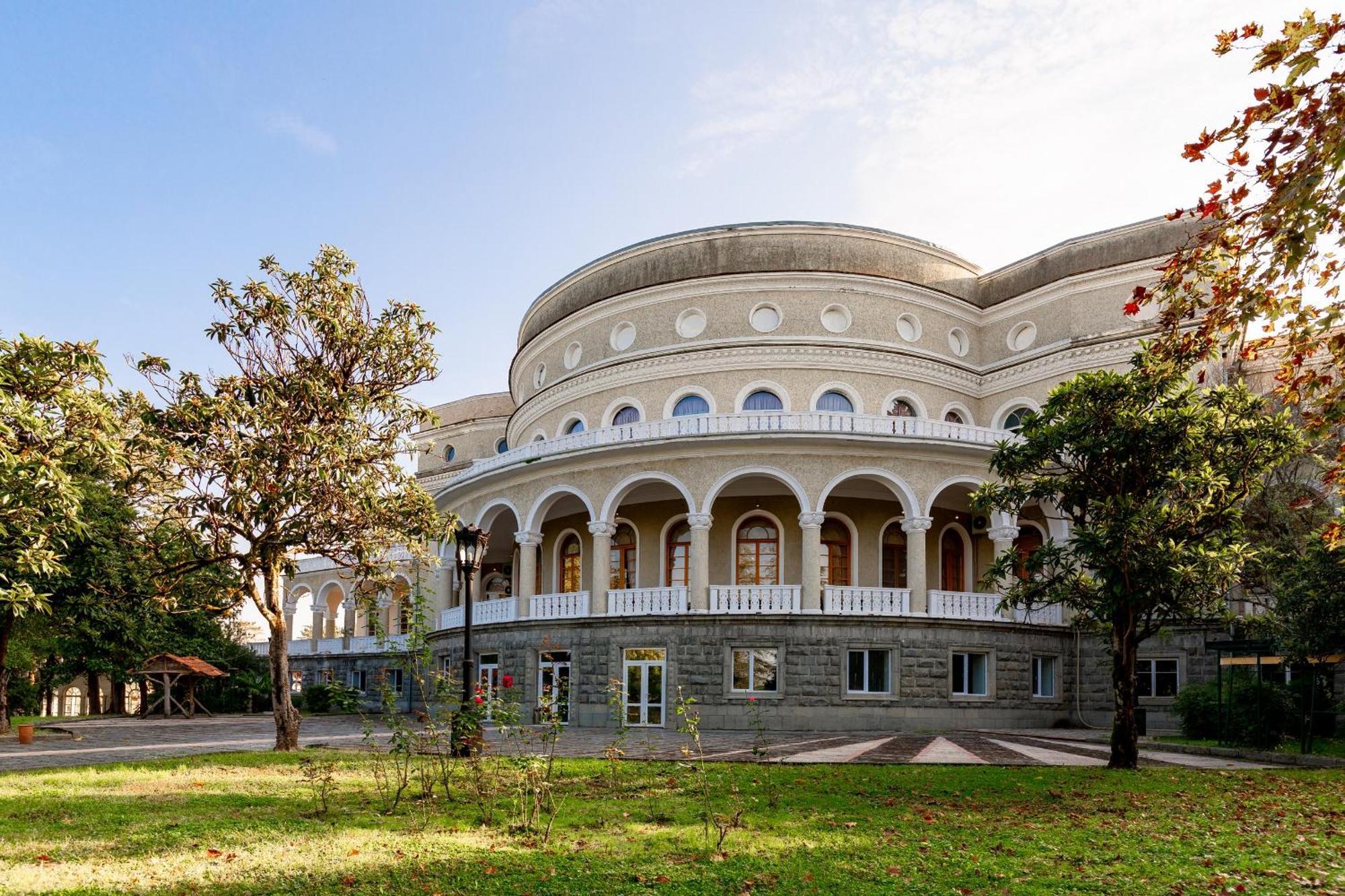 Legends Tskaltubo Spa Resort Kültér fotó